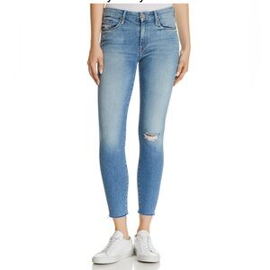 MOTHER Looker Ankle Fray Skinny Jeans in Love Gun